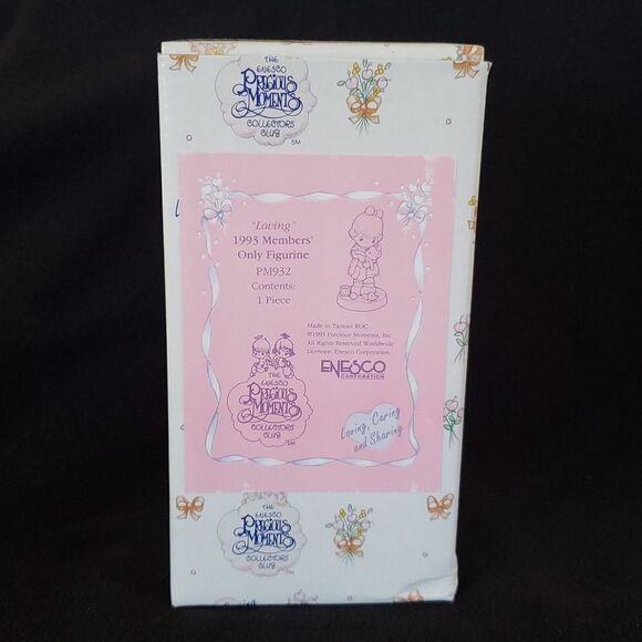 Vintage 1993 Precious Moments “Loving” Porcelain Figurine PM932 - Picture 3 of 11